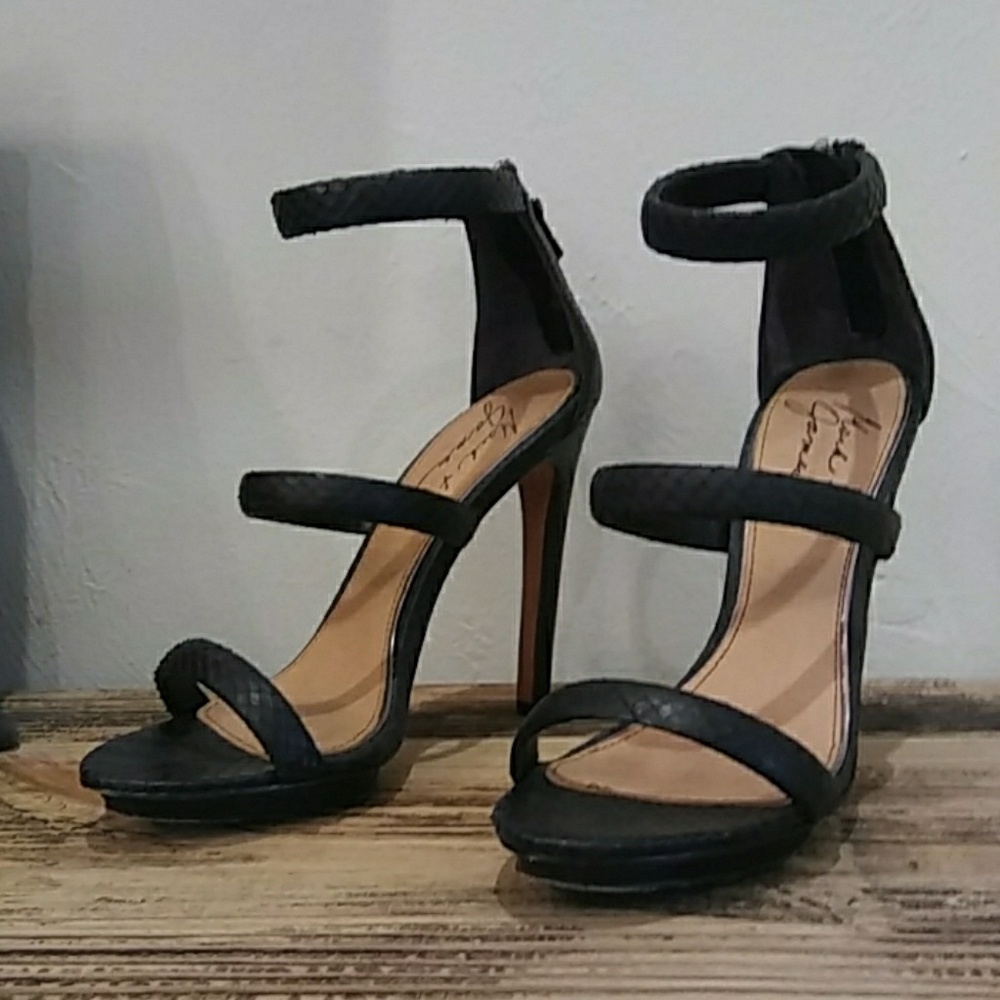 BADGLEY MISCHKA heels